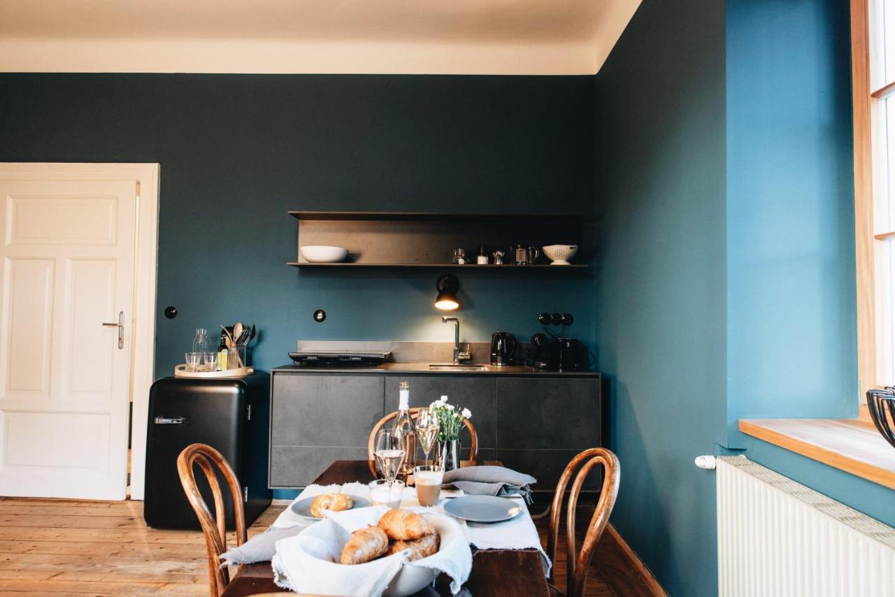Villa100Und10 By Seebnb Klagenfurt am Woerthersee Eksteriør billede